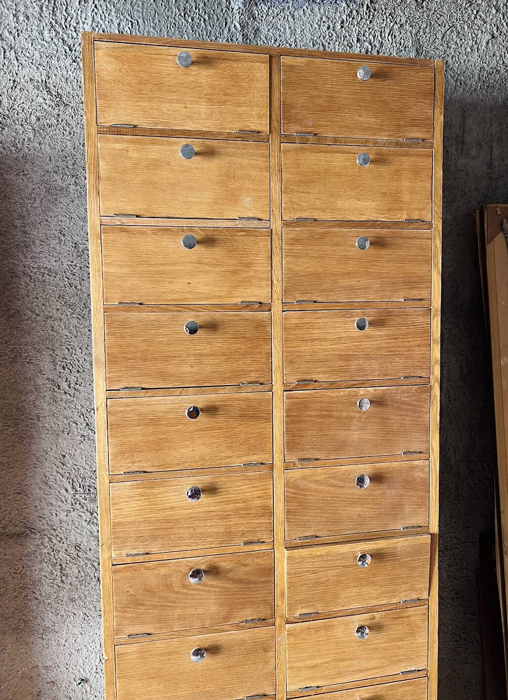 Un Meuble De Notaire / Métier Double Colonnes à Clapet (Restaurer)