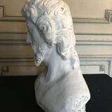 Sculpture in plaster head of Holy