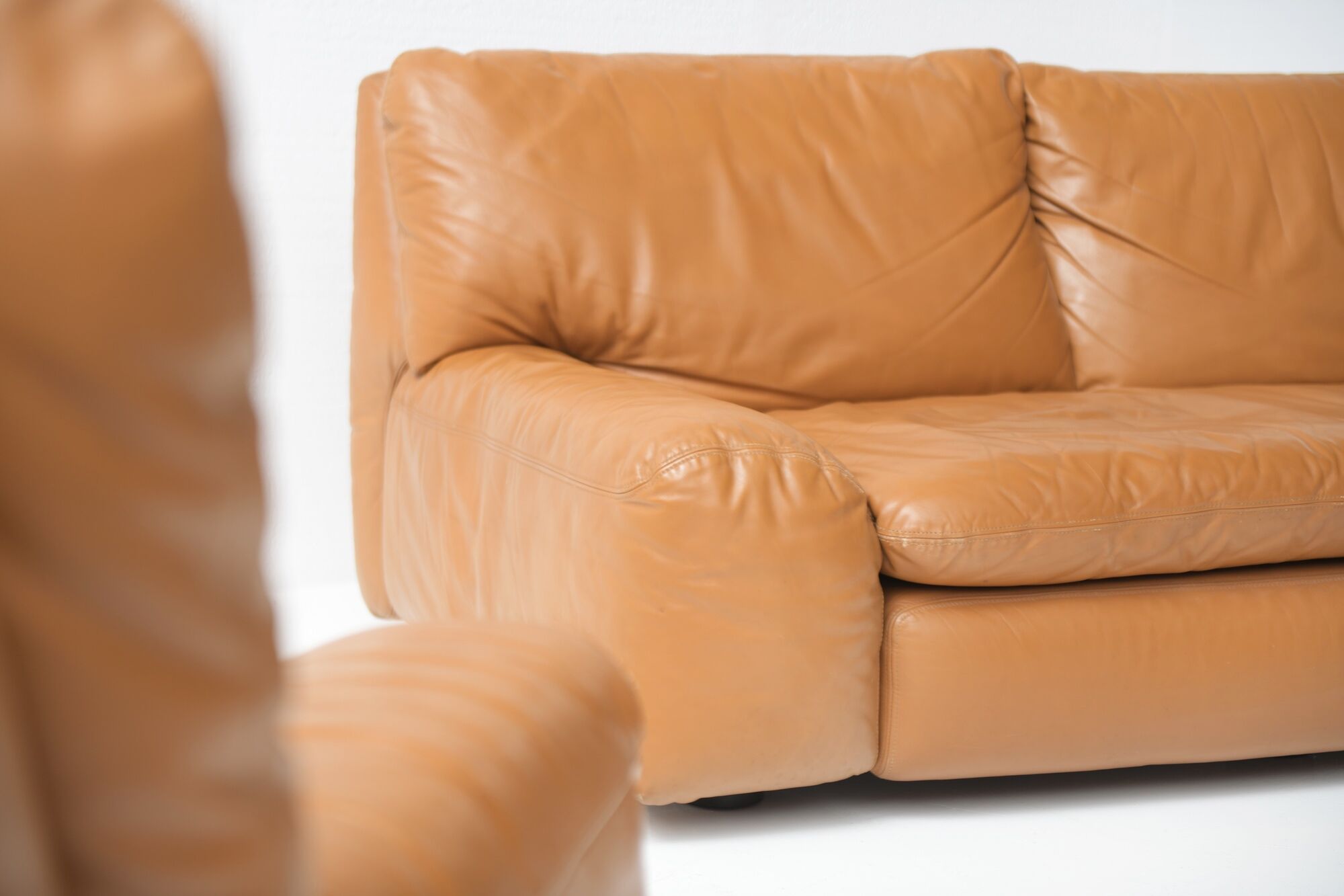 Bengodi vintage cognac leather sofas design Cini Boeri for arflex italy