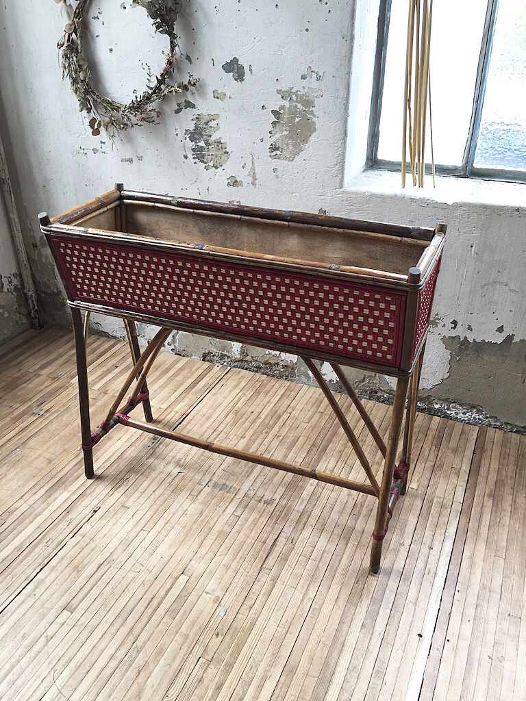 Rattan and rilsan planter