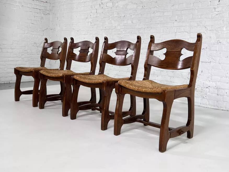 Set of 4 1950s farmhouse and country style oak chairs