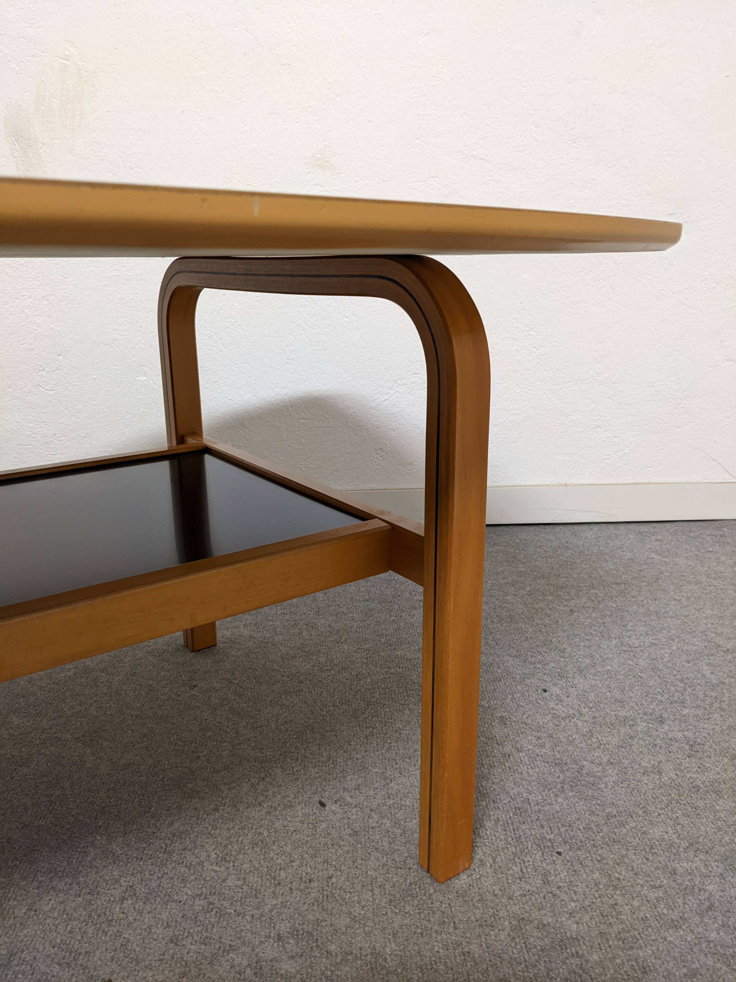 Table basse bow wood des années 60/70