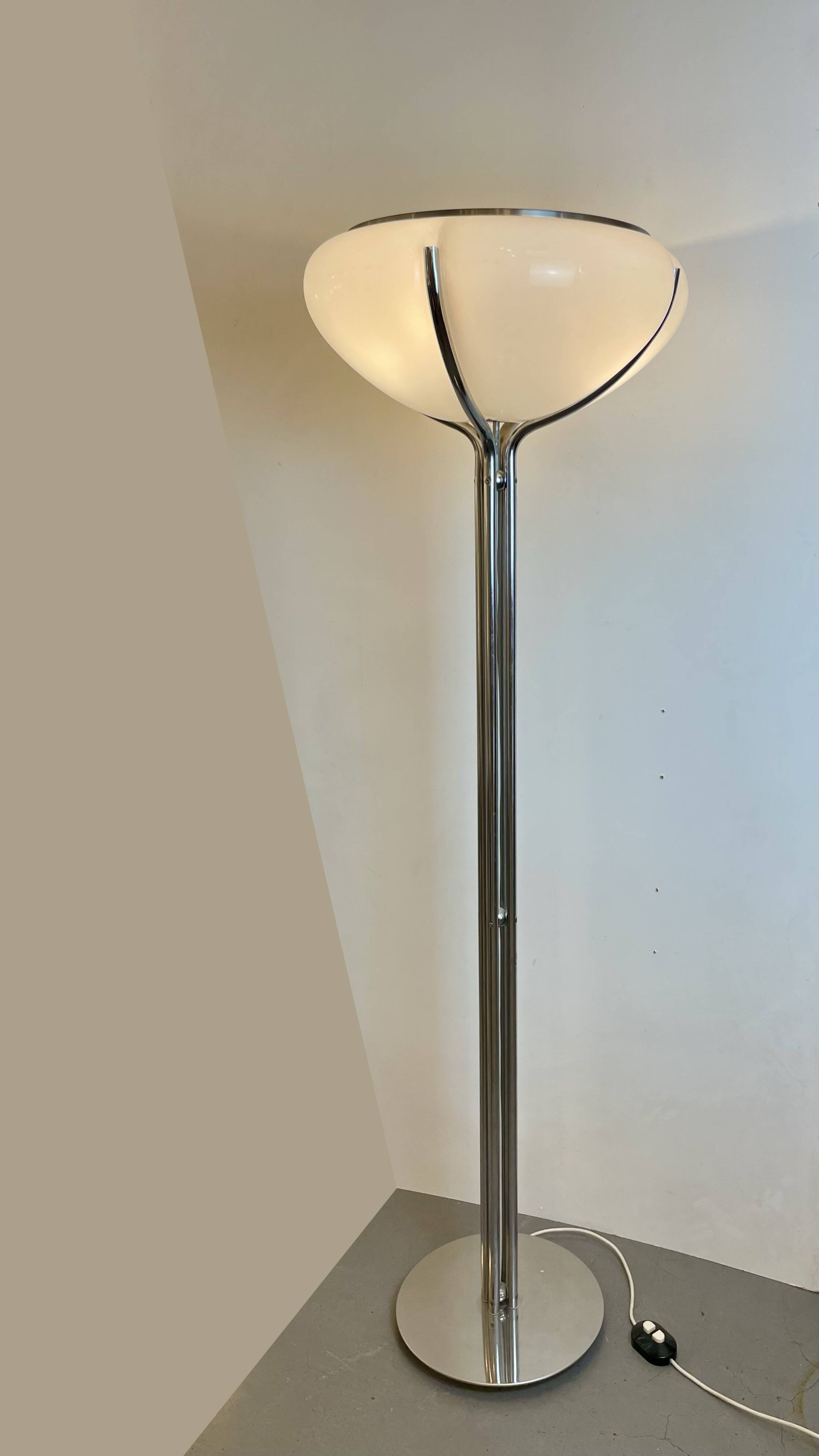 Quadriofoglio, Floor Lamp by Gae Aulenti for Harvey Guzzini, 1970s