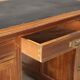 Bureau Liberty en acajou avec cuir et incrustations