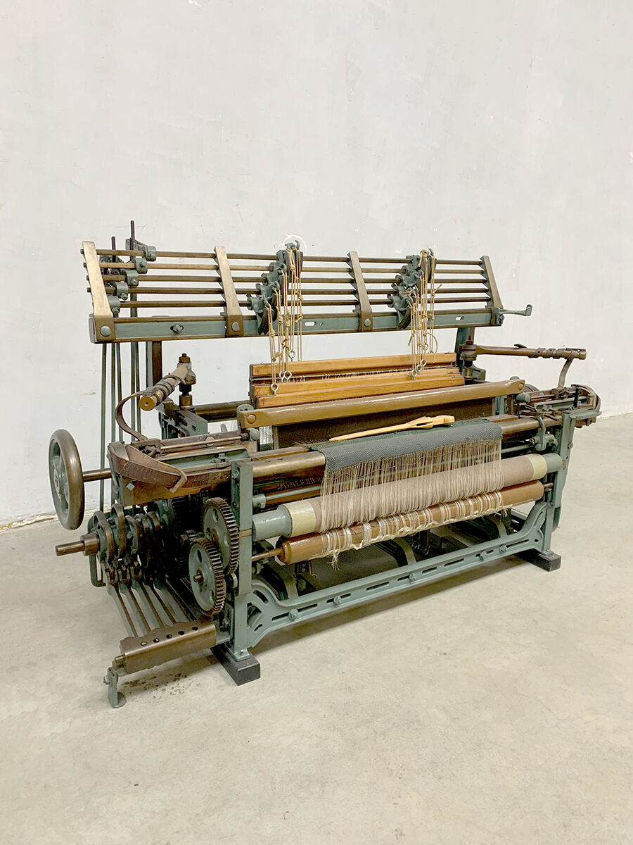 Antique weaving loom