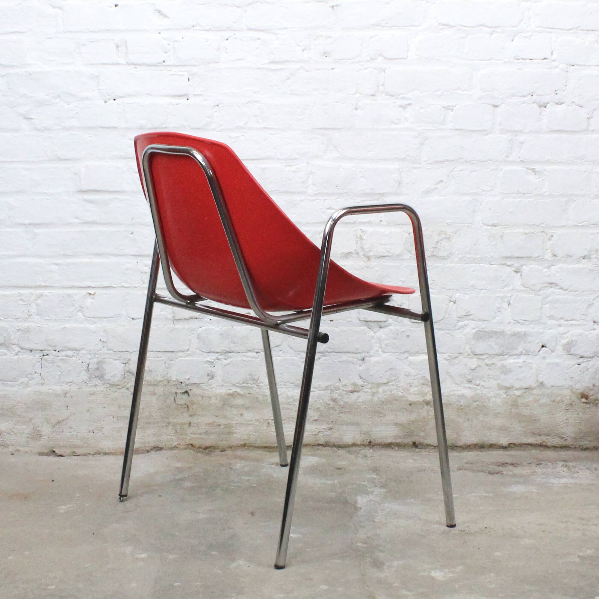 Set of 4 "Shell" model bridges by Pierre Guariche for Meurop 1967