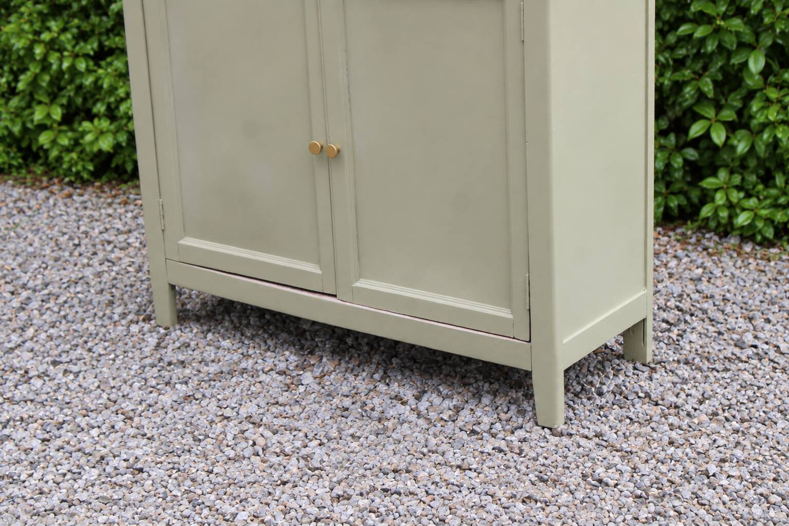 Renovated old Parisian buffet – Clay Green Envie & wooden top – 99 cm