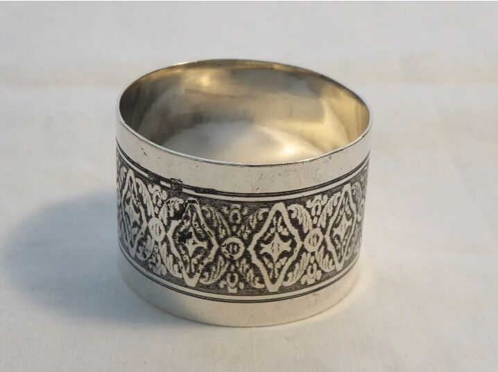 White metal towel ring
