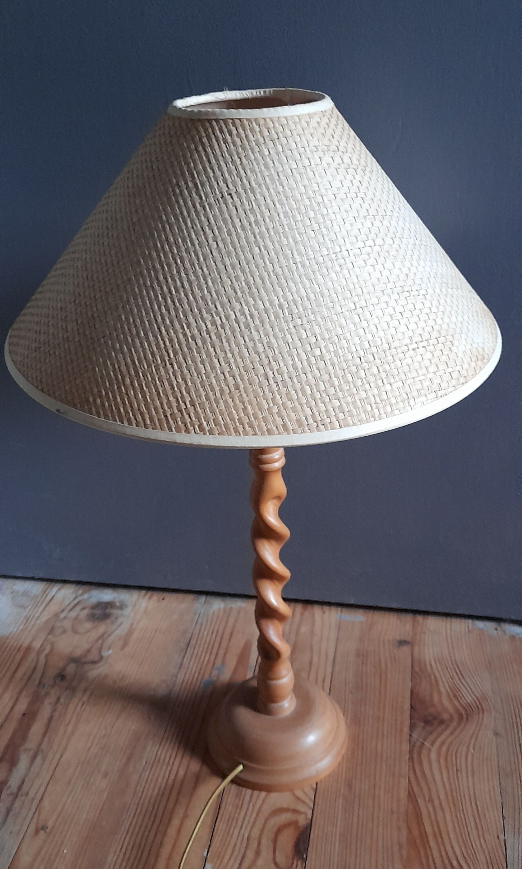 Table lamp in braided blond wood, braided rattan lampshade, 70 years