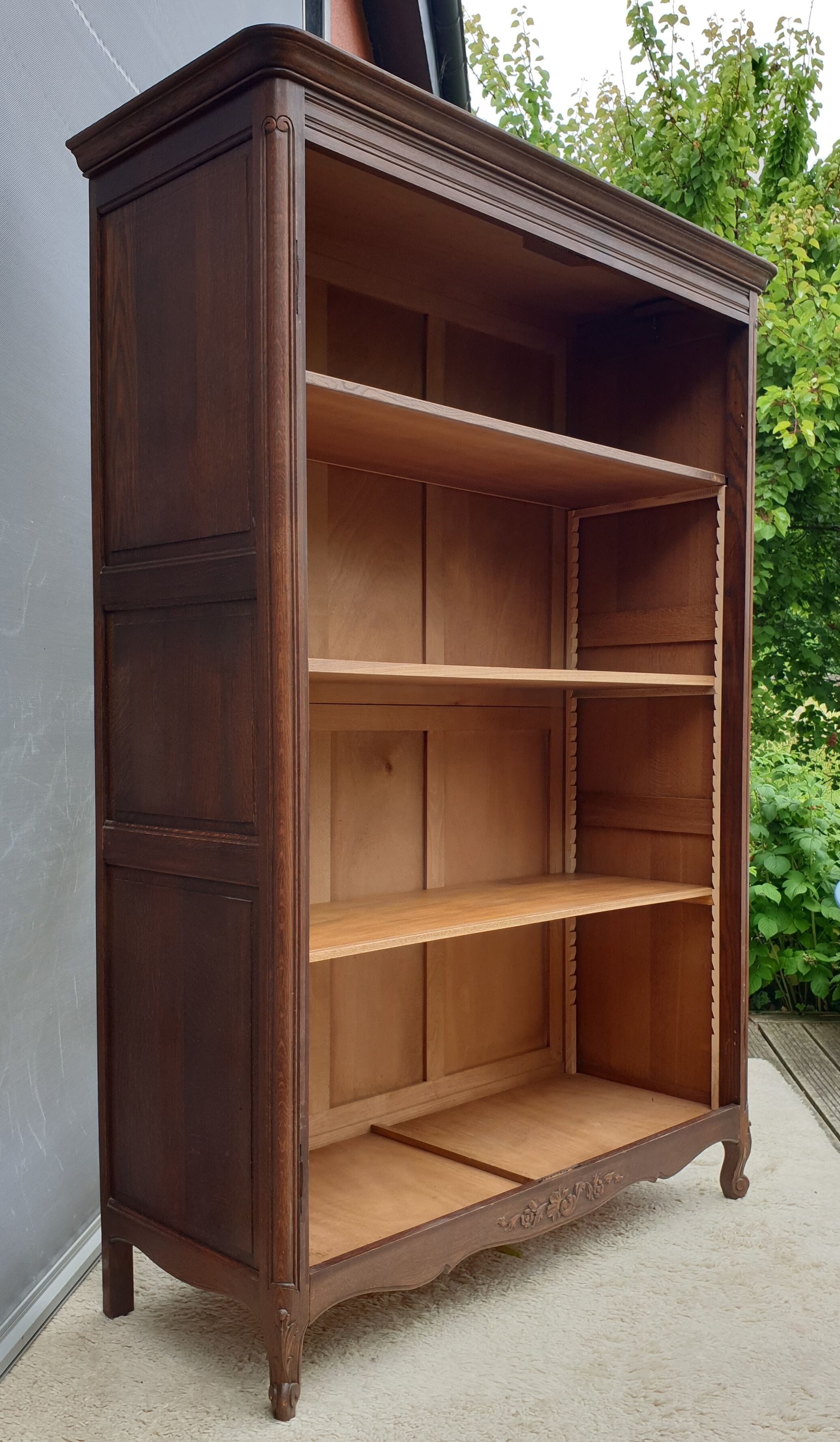 Evolutionary bookcase dressing room Oak Louis XV style