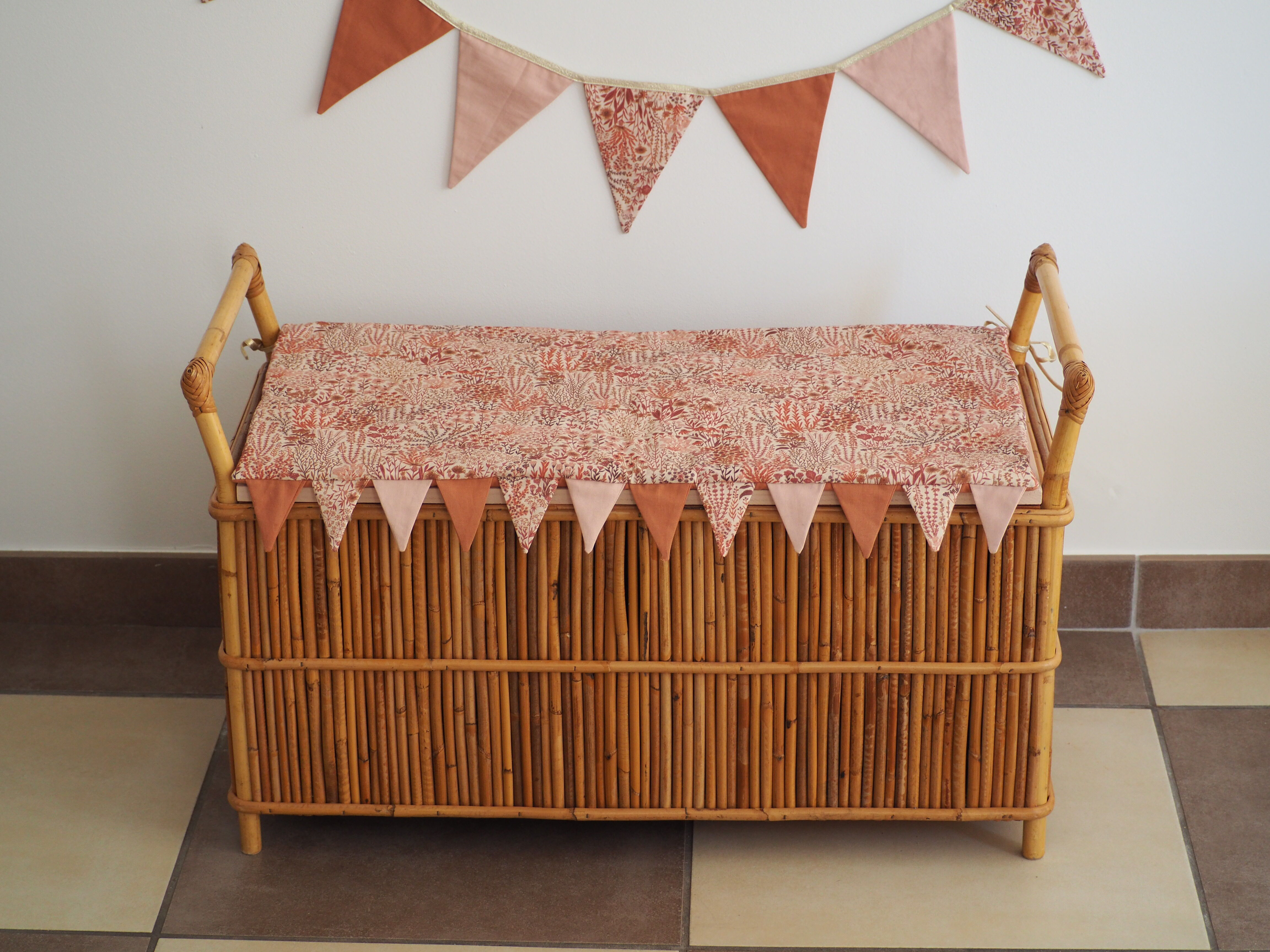 Vintage rattan chest bench