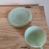 Cup and under cup coffee vintage opaline pastel green vintage dulcine