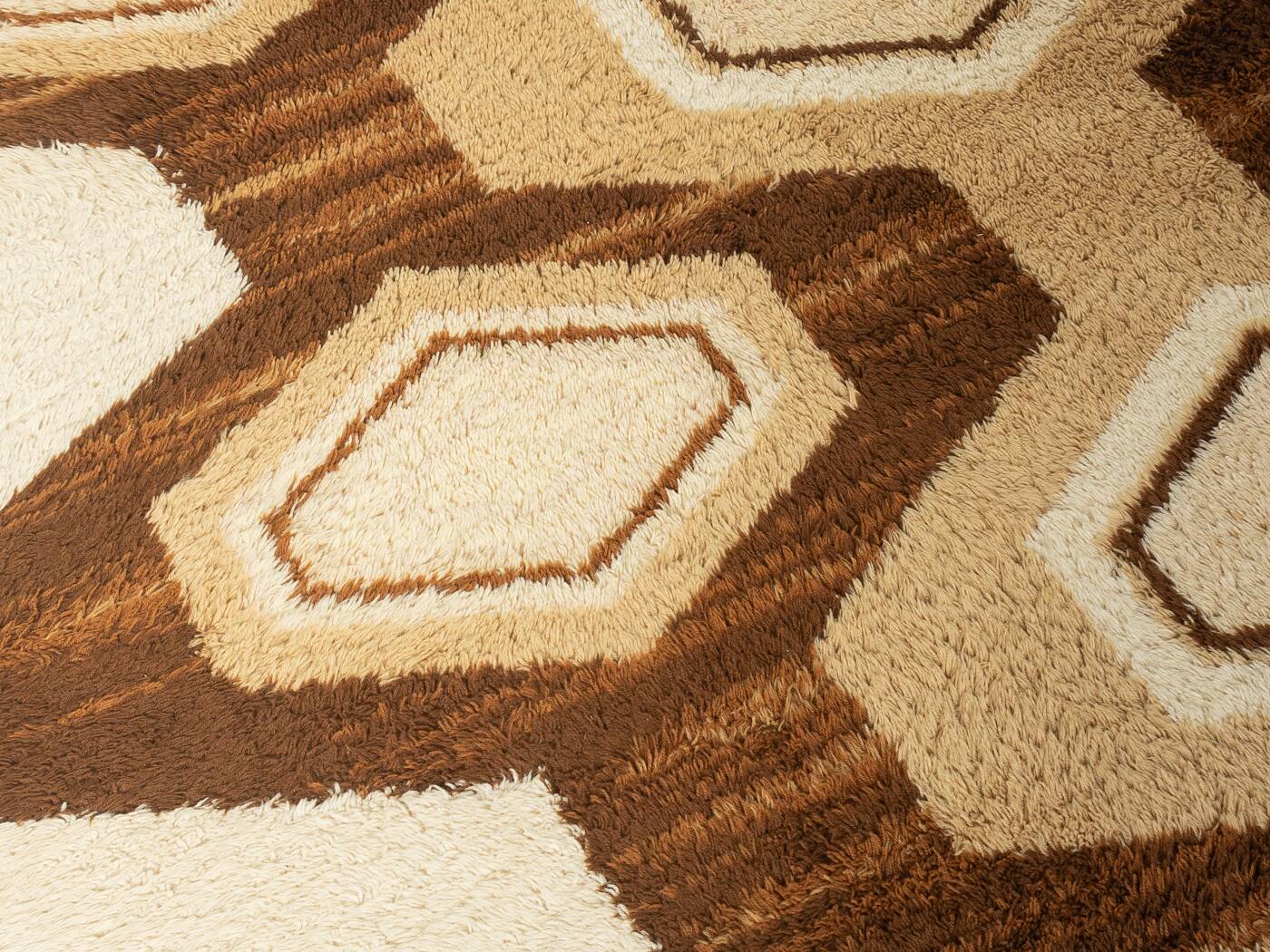1970s Space Age rug, Nordmark Union, 250 x 350, vintage
