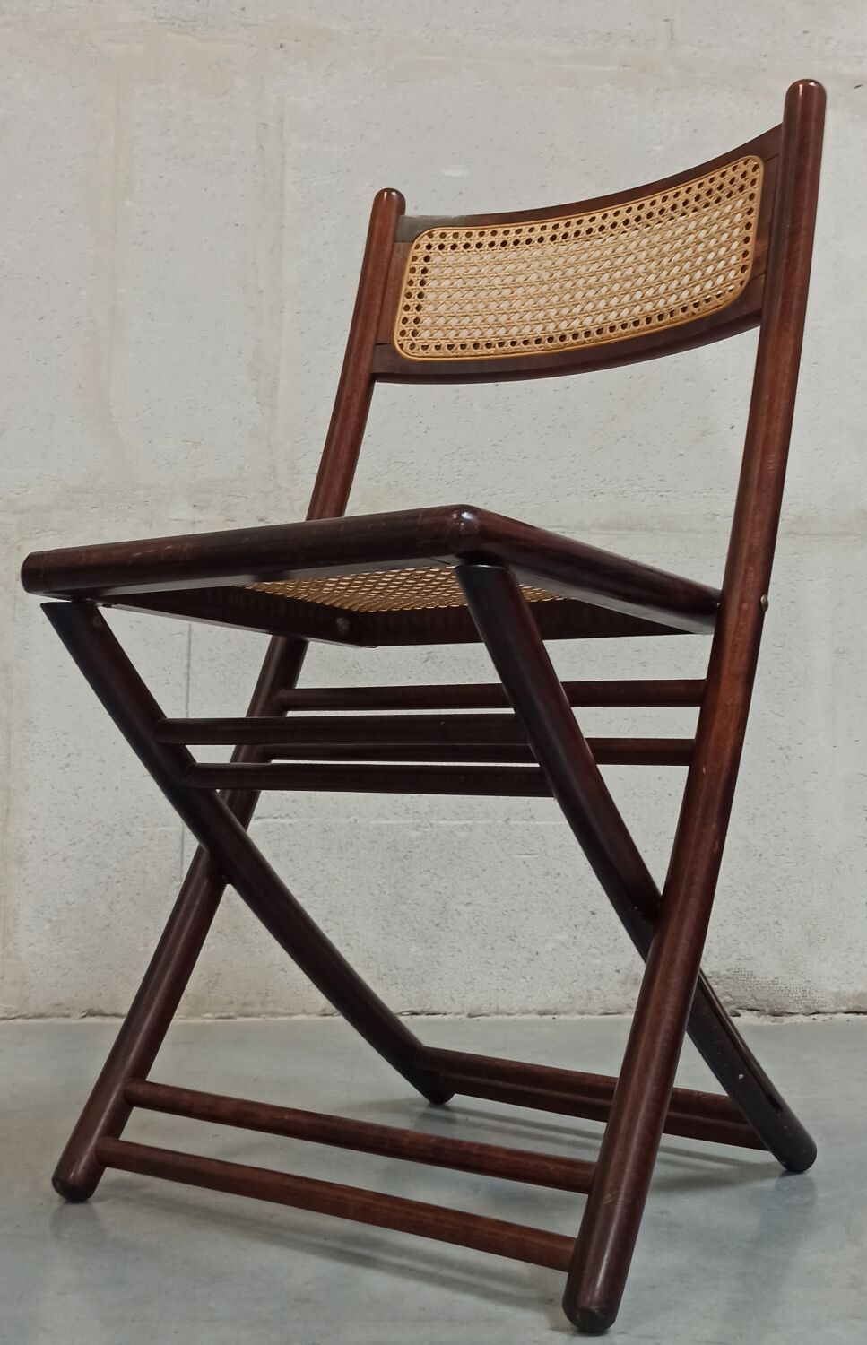 Folding chairs in wood and cane, 80's