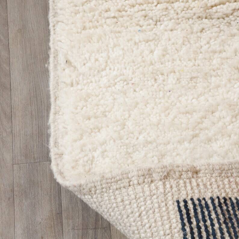 Tapis beni ouraine tissè main traditionnelle taille 150 x 250 cm