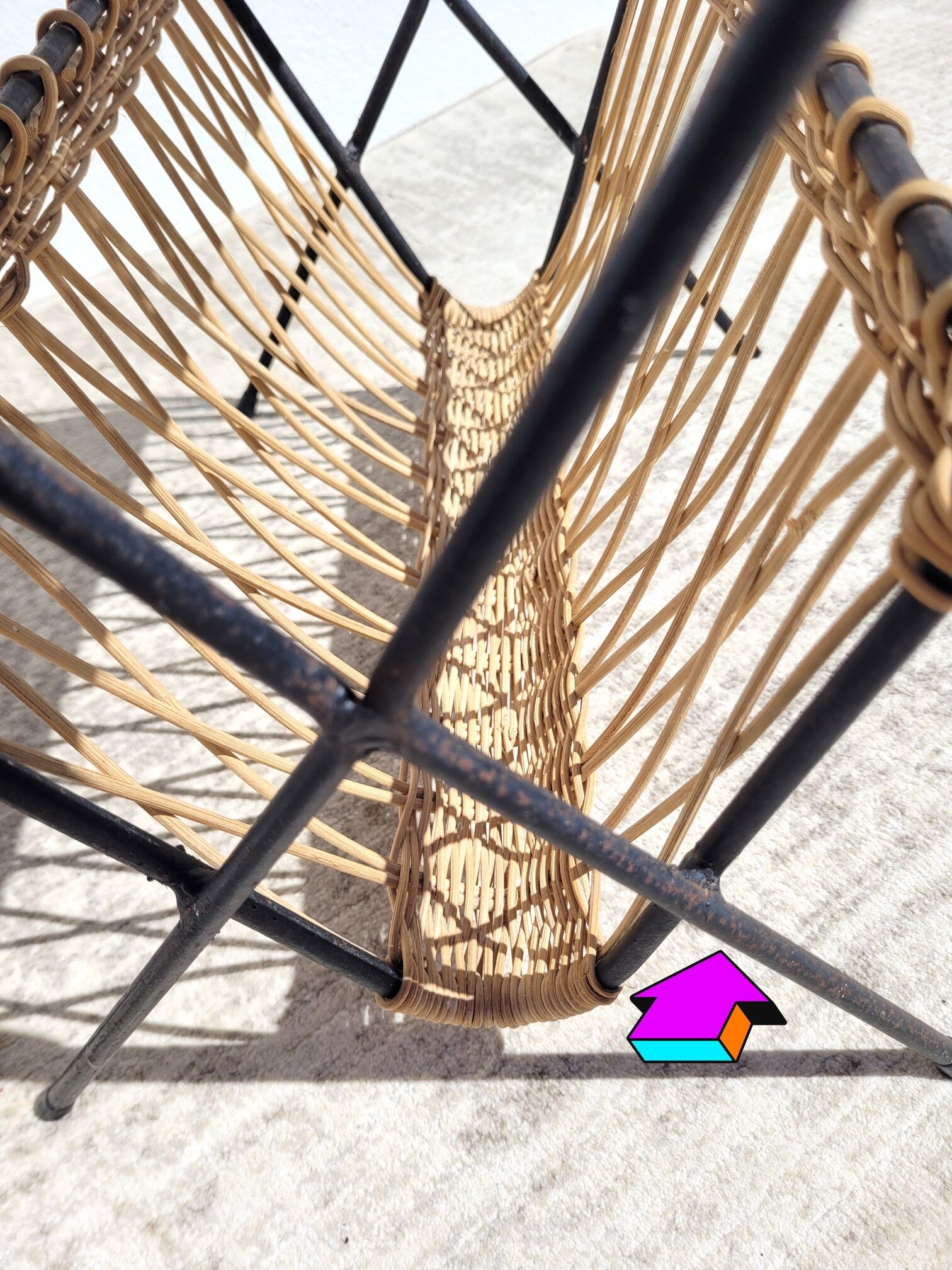 Fifth wheel rattan magazine holder 1960 fish