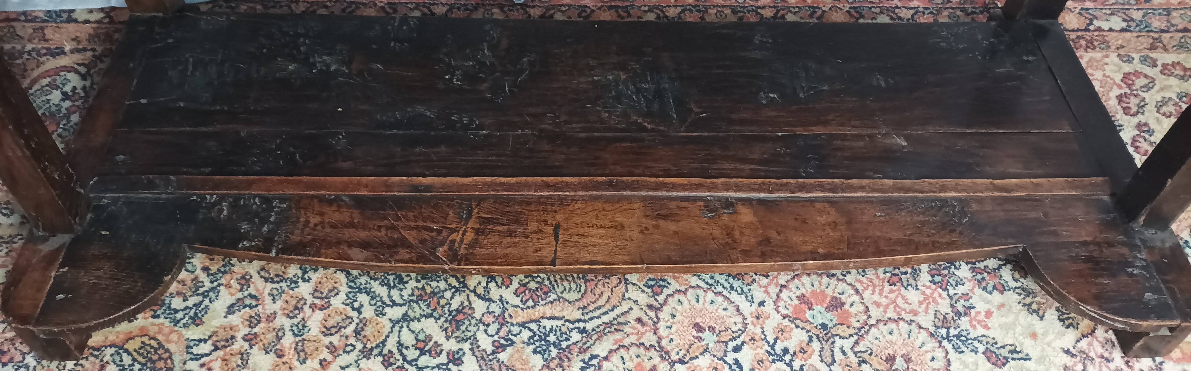 Provençal ash dresser