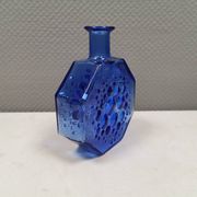 Blue glass vase from Riihimäen Lasi Finland, by Nanny Still.