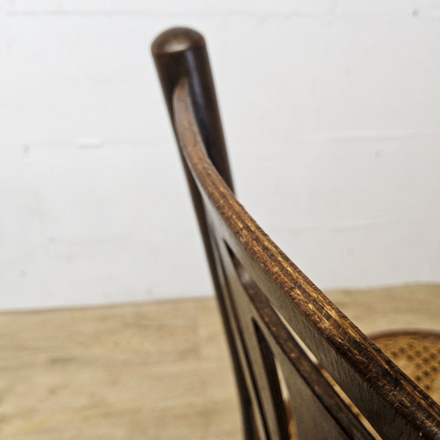 Chaise viennoise antique Art Nouveau de Jakob et Josef Kohn (Thonet)