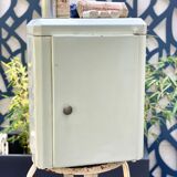 Vintage metal medicine cabinet