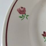 Badonviller dish with floral pattern