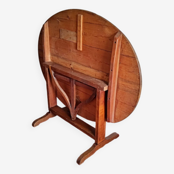 Oval folding winemaker table 138*104 cm