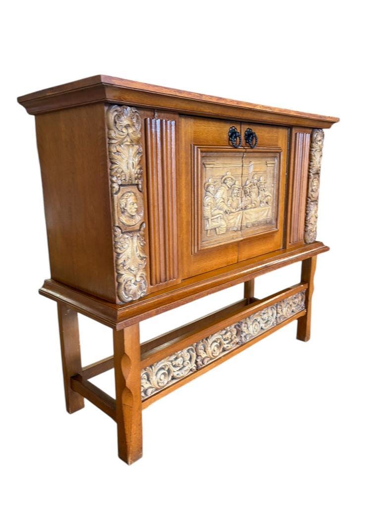 Wooden vintage buffet Breughel / chest of drawers