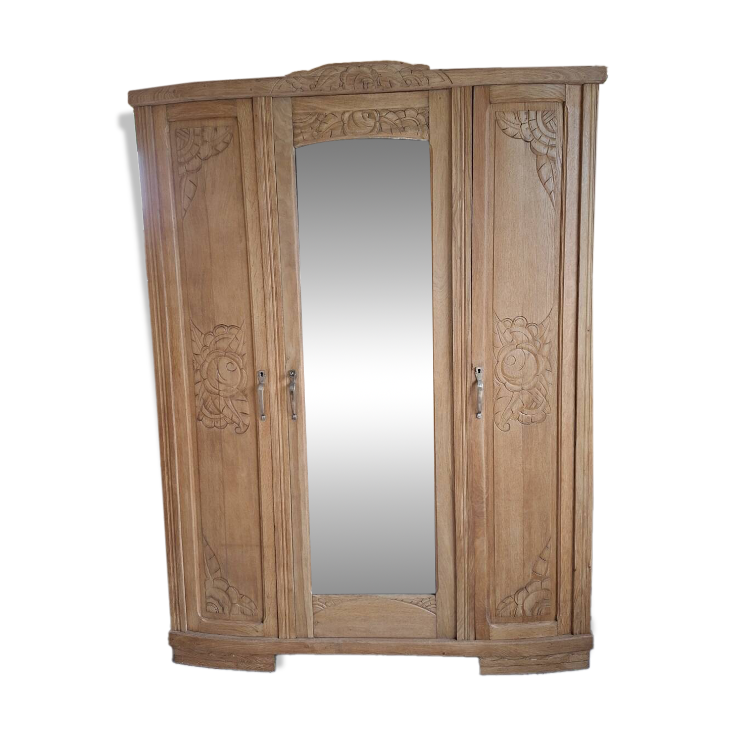 Art Deco wardrobe