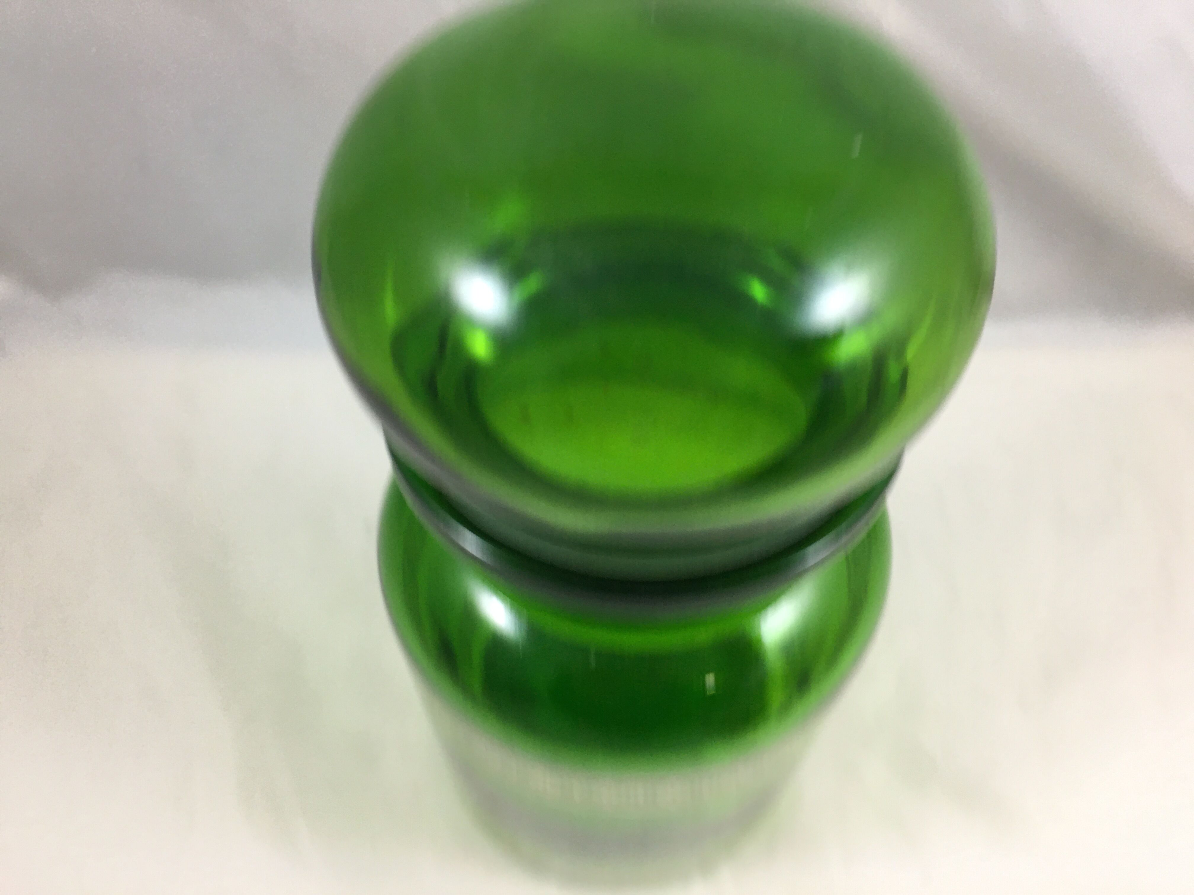Pot apothecary pharmacy green and golden