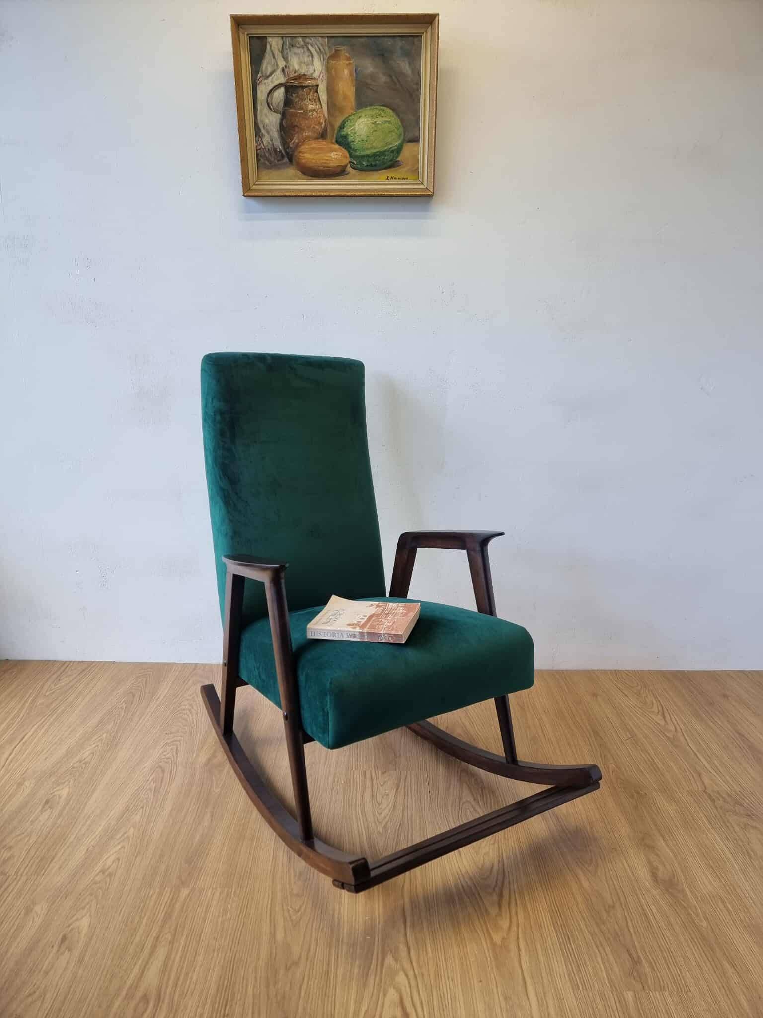 Chaise à bascule vintage des années 50.
