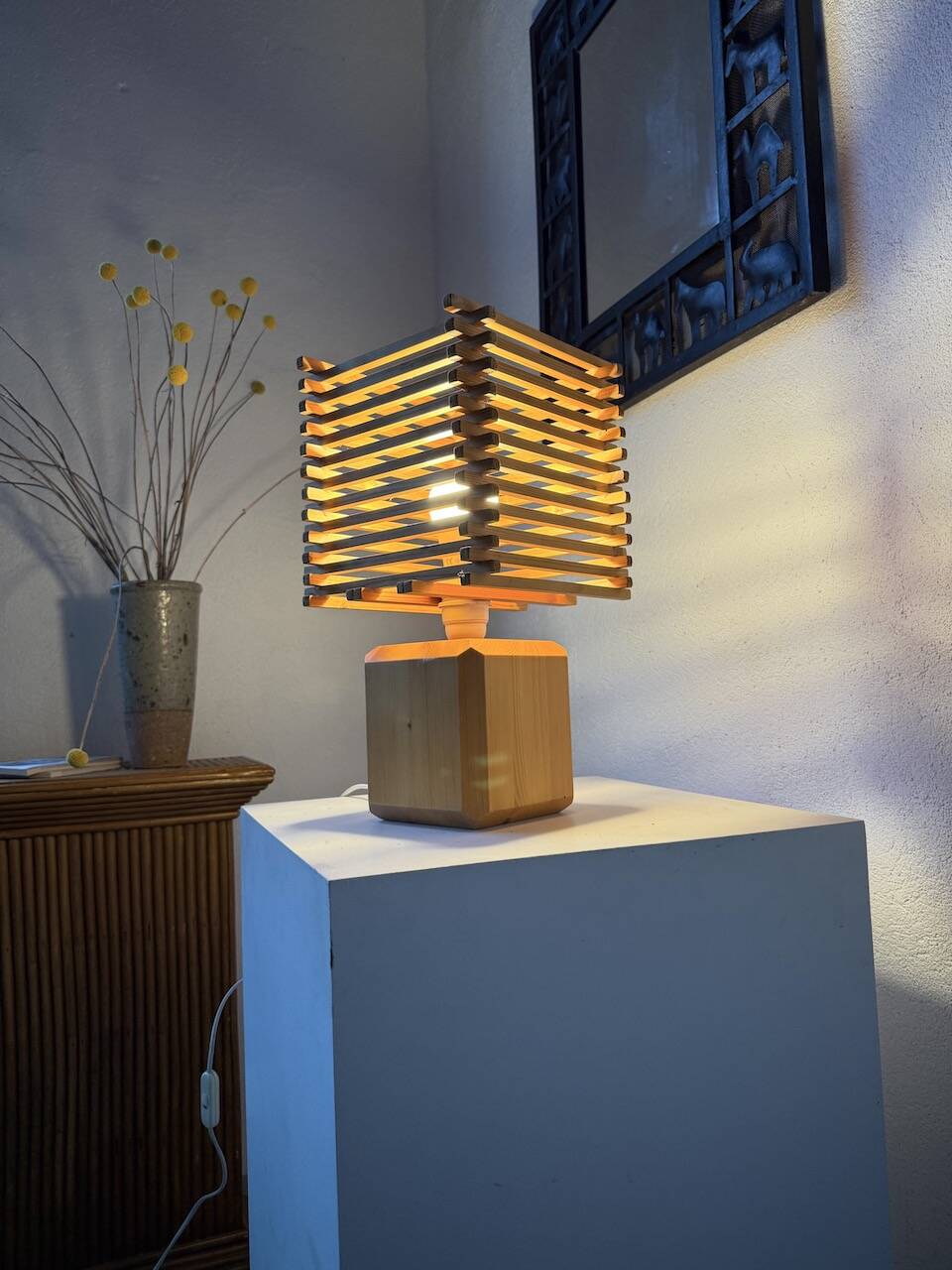 Constructivist wooden table lamp