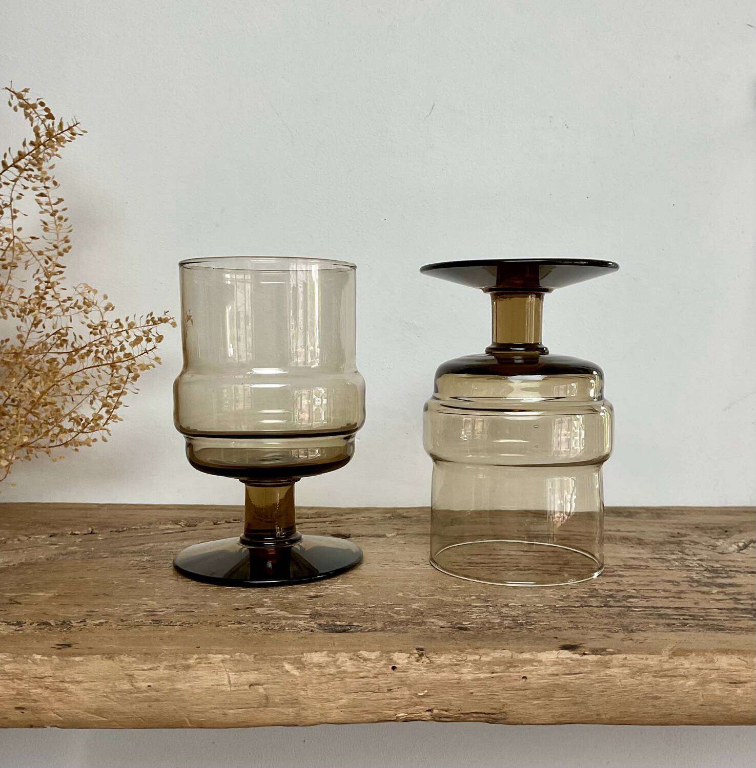 6 “Willem Heesen” smoked glass glasses