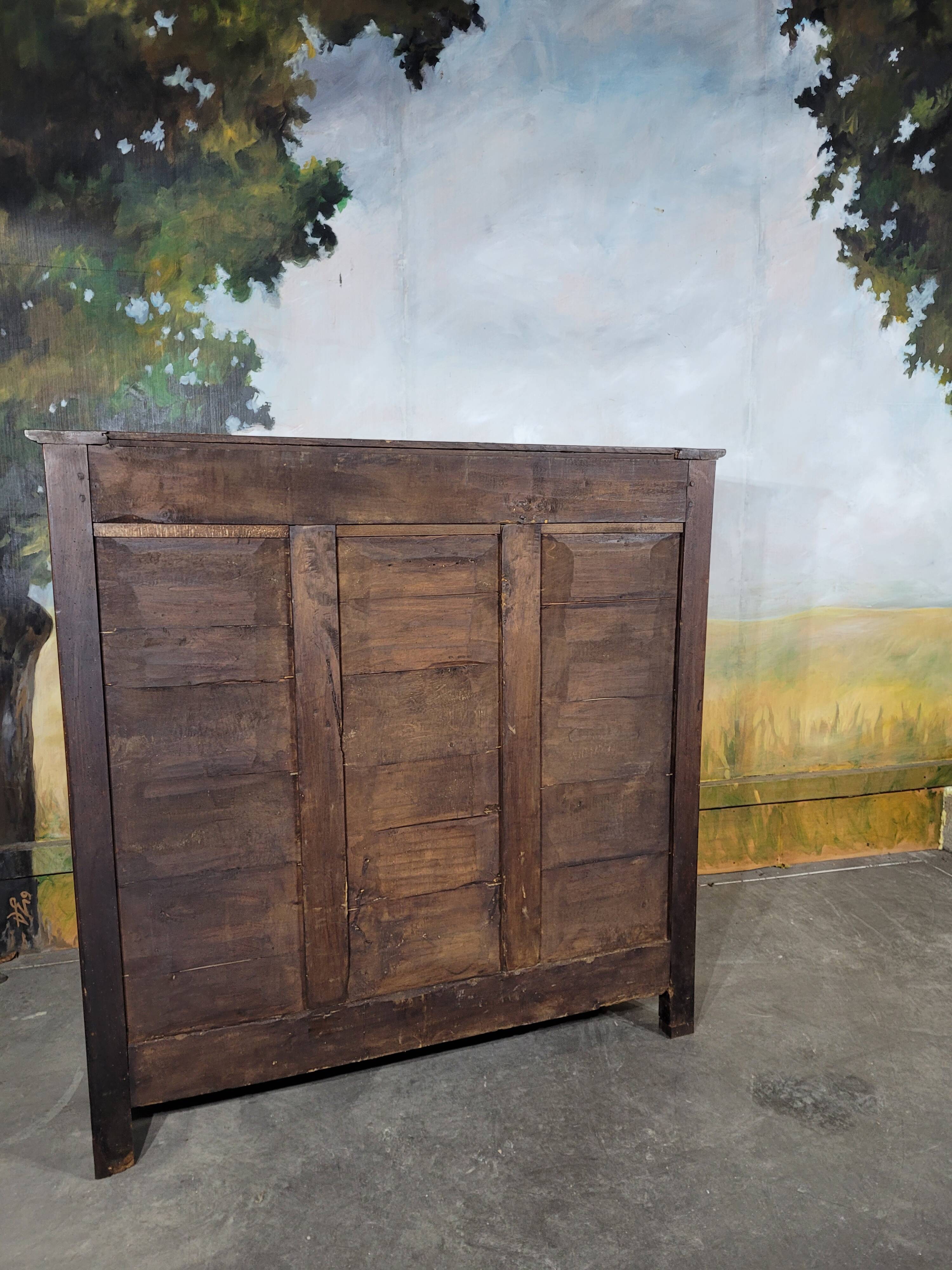 Buffet haut Louis XV en merisier style Louis XV
