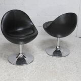 paire de chaises pivotantes "space age". Suède, circa 1965