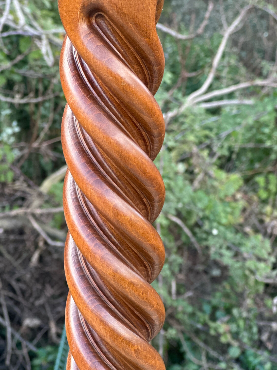 Solid carved wooden coat rack with gilded bronze in Baroque style.
