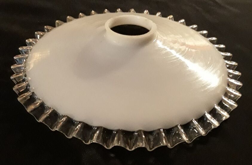 Opaline lampshade -50s