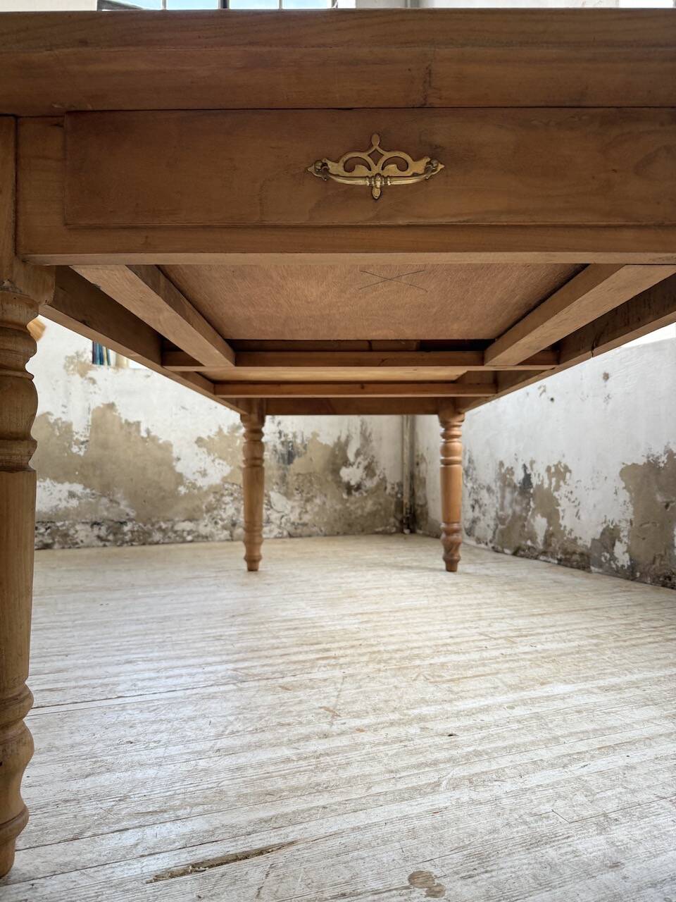Table de ferme en merisier