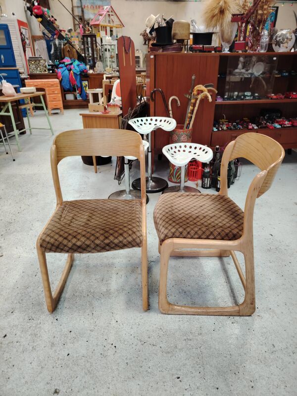 Paire de chaises ''Traineau'' Baumann en hêtre courbé - Design 1960
