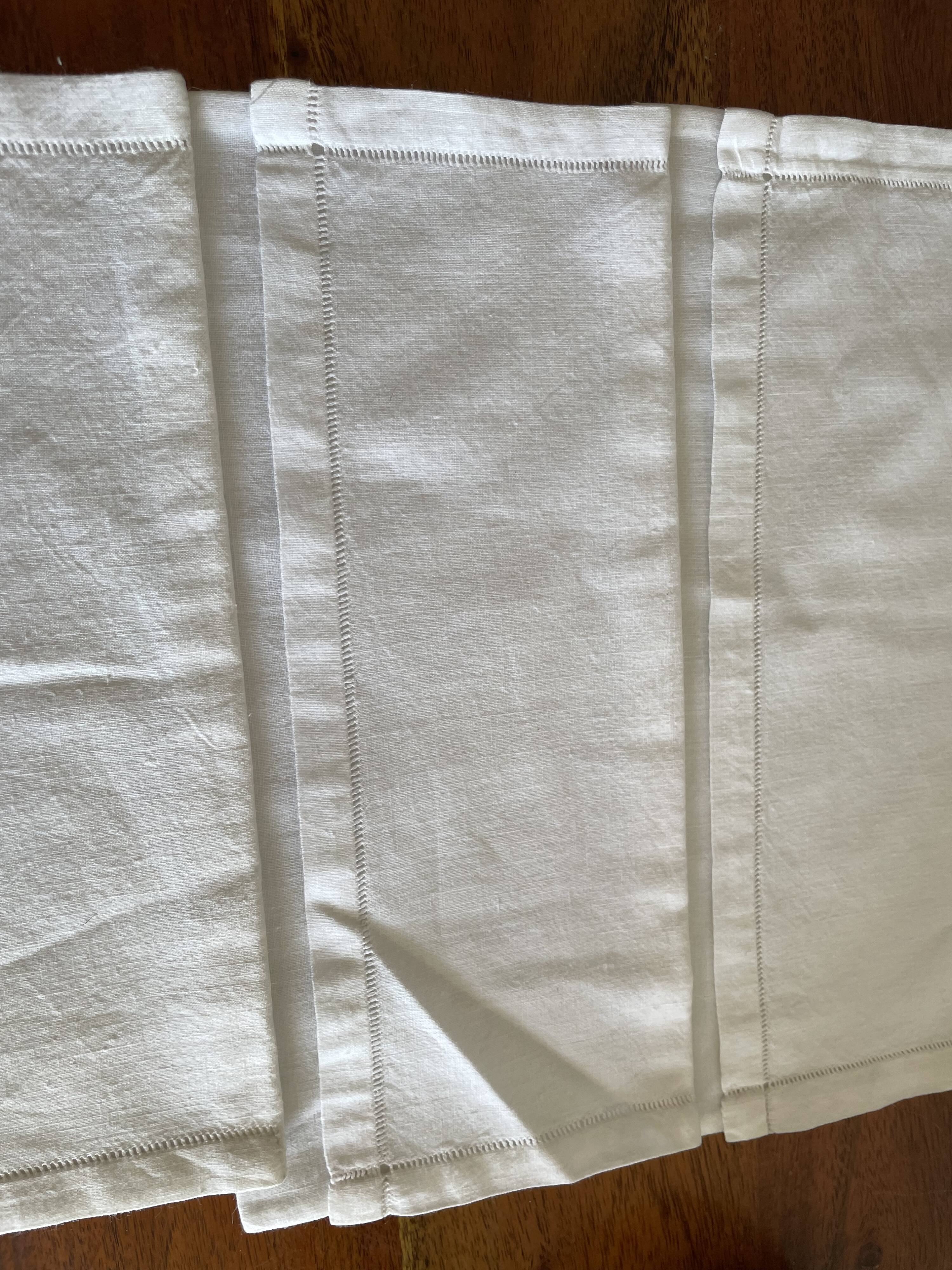 4 embroidered towel racks