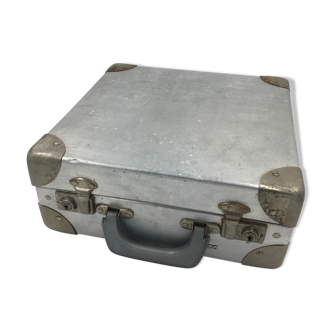 Aluminum suitcase