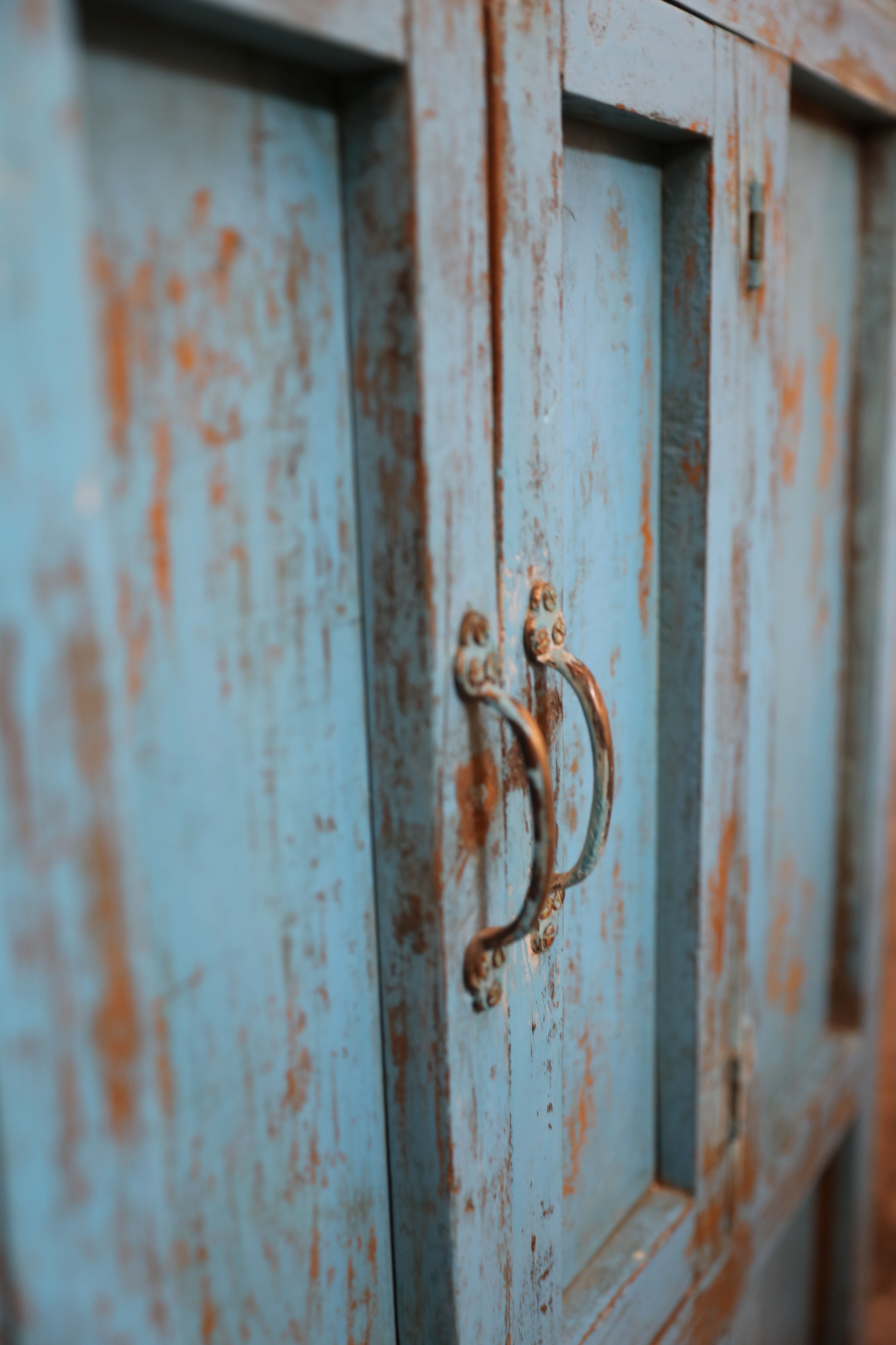 Indian storage cabinet 4 central doors, unique piece