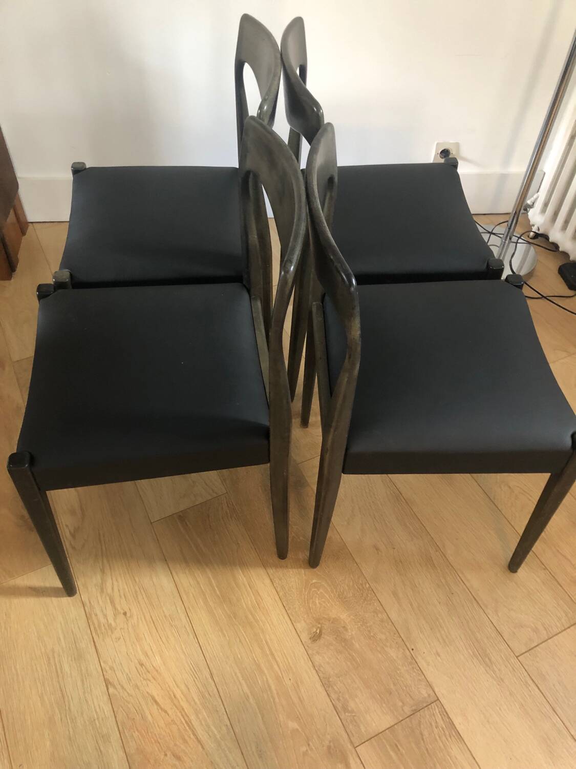 Série 4 chaises vintages style scandinave