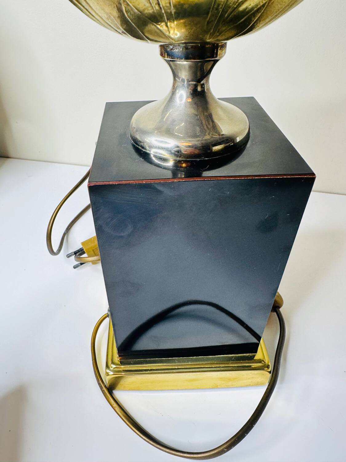 Vintage Lotus Flower Table Lamp