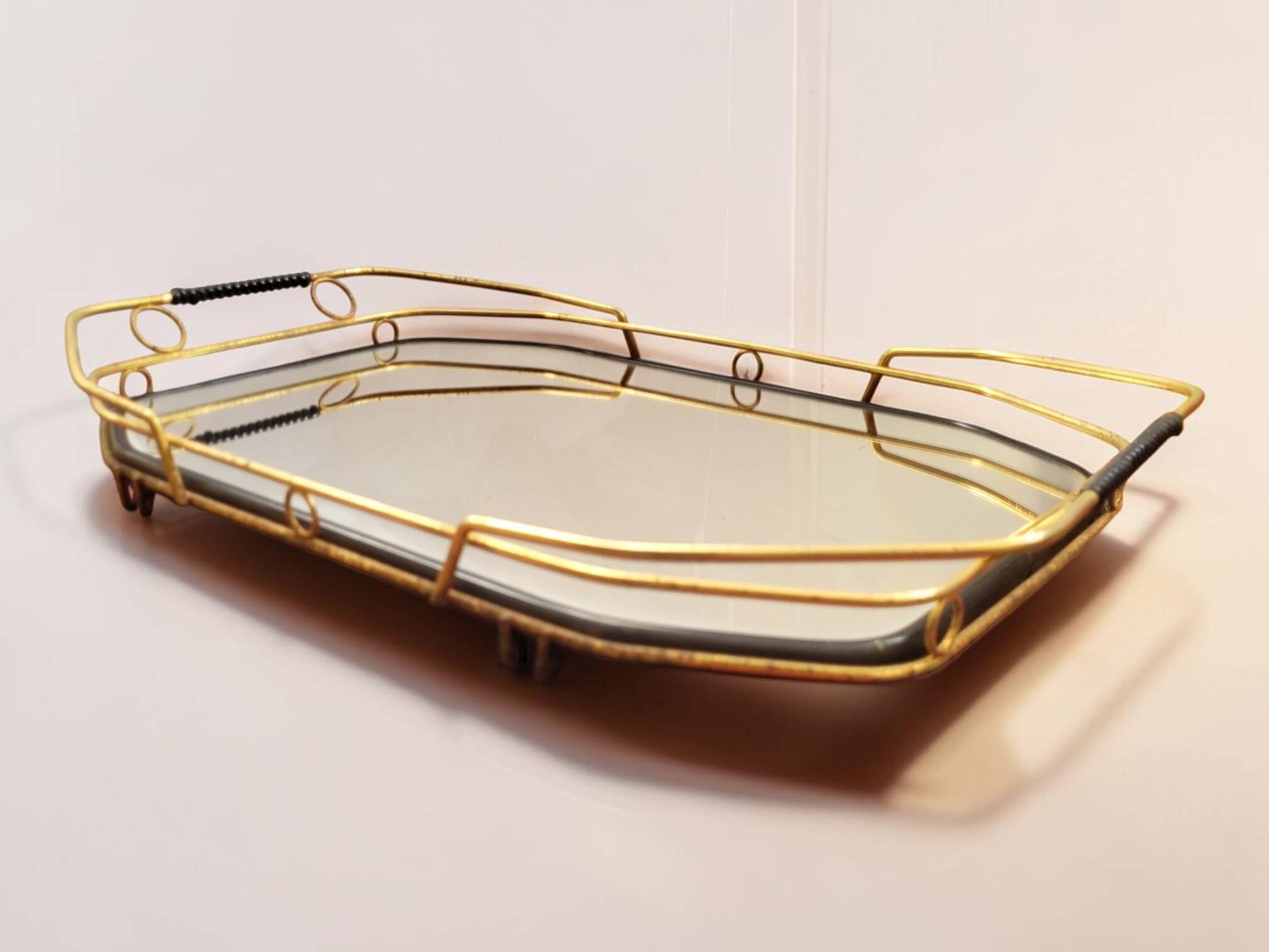 Vintage mirror plateau with gallery