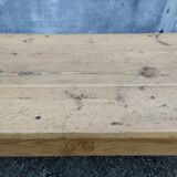 Farm table
