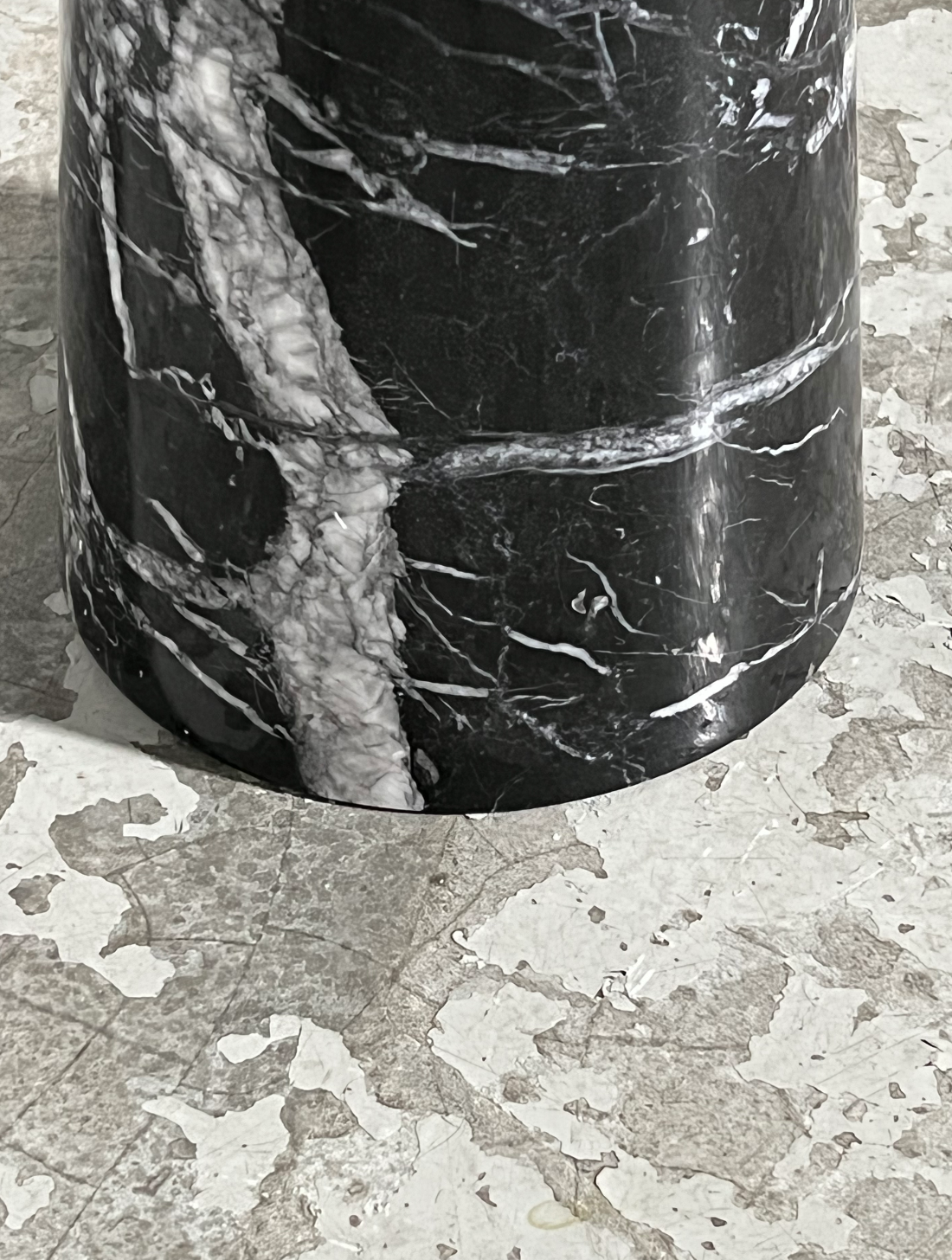 Side table series "Eros" in Marble by Angelo Mangiarotti for Skipper, contemporary edition