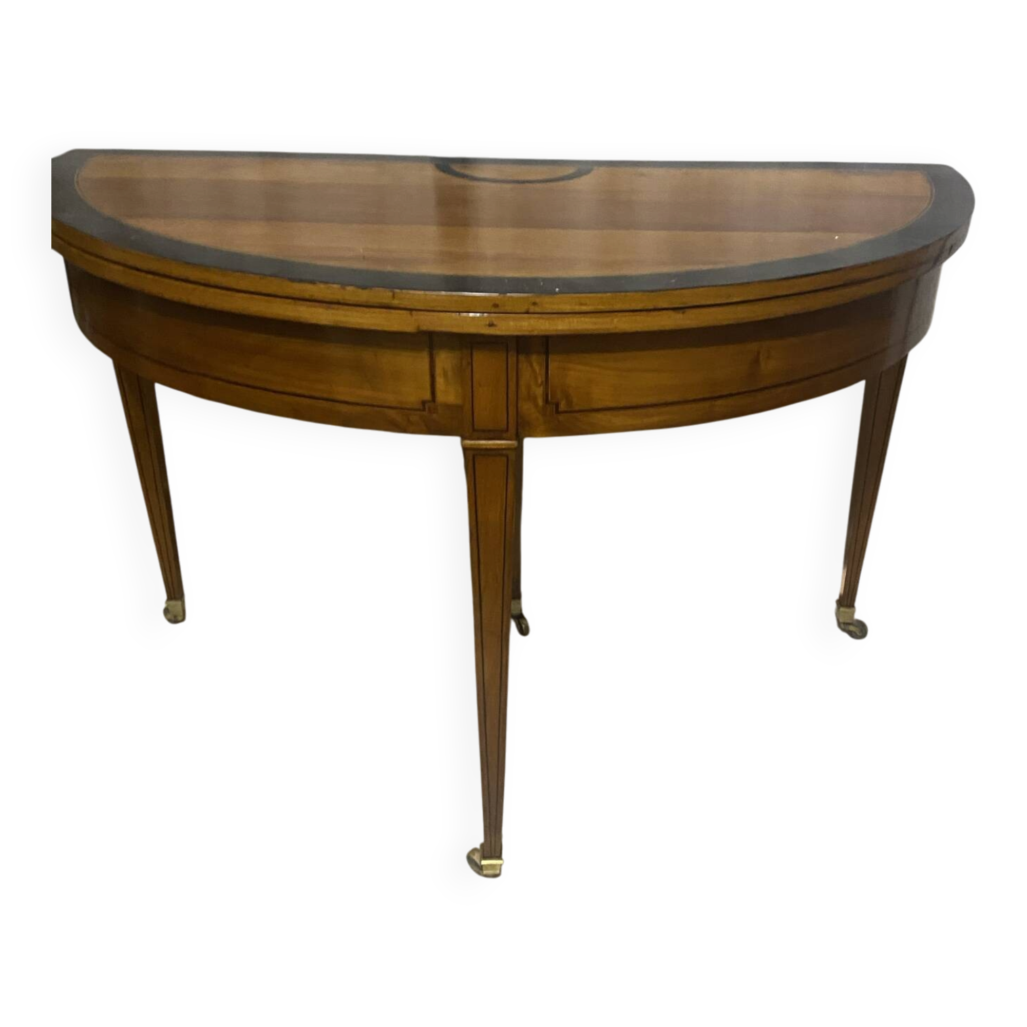 Half-moon table