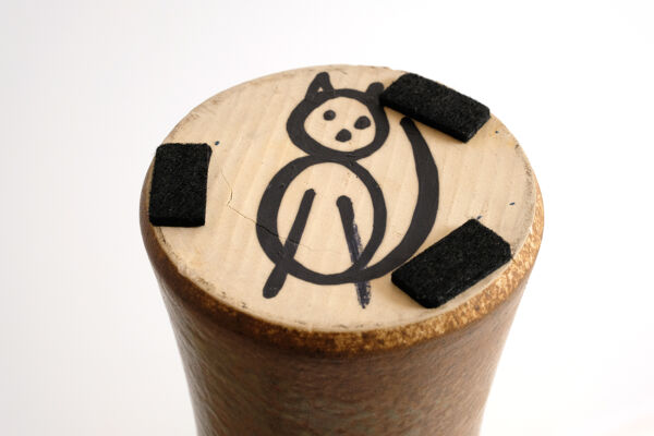 Vase Vintage signé d’un chat