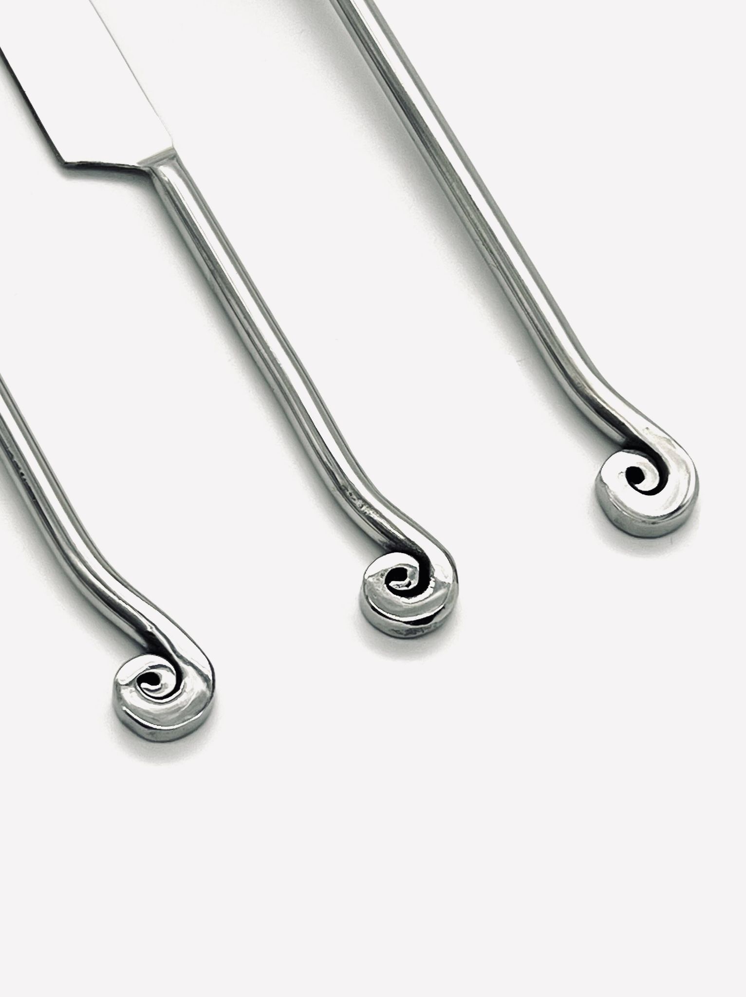 Stainless steel spiral cutlery