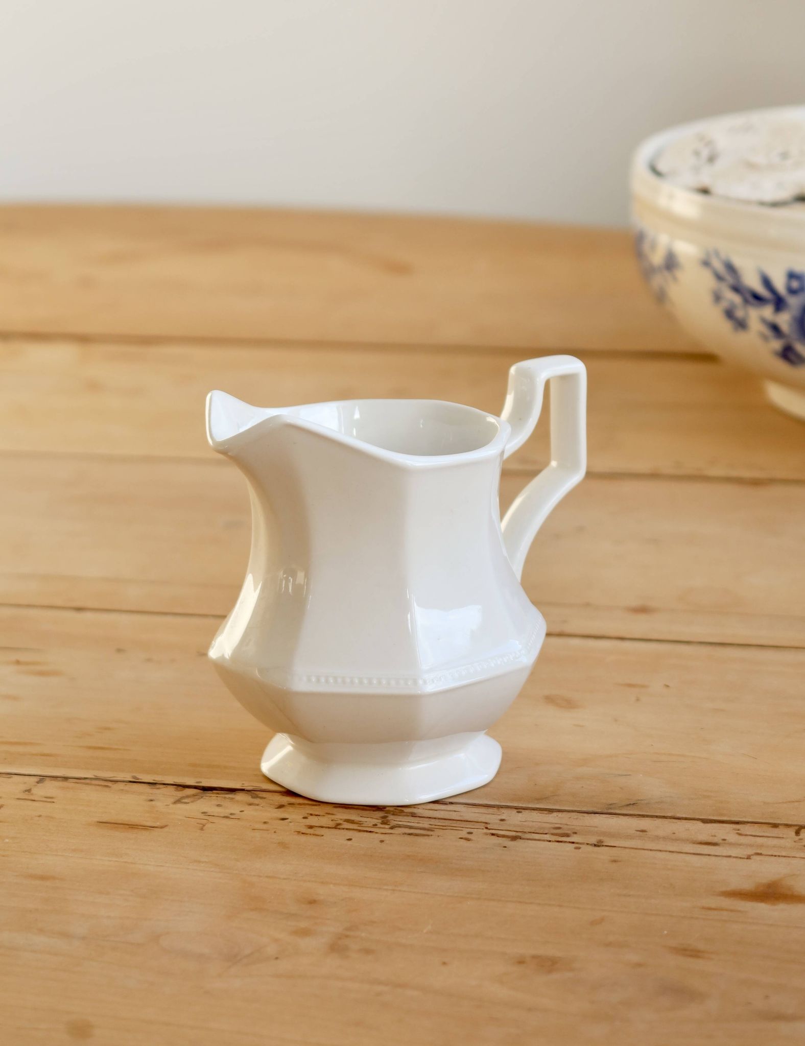 English porcelain milk jug by Johnson Brothers, model Pearl, with design.